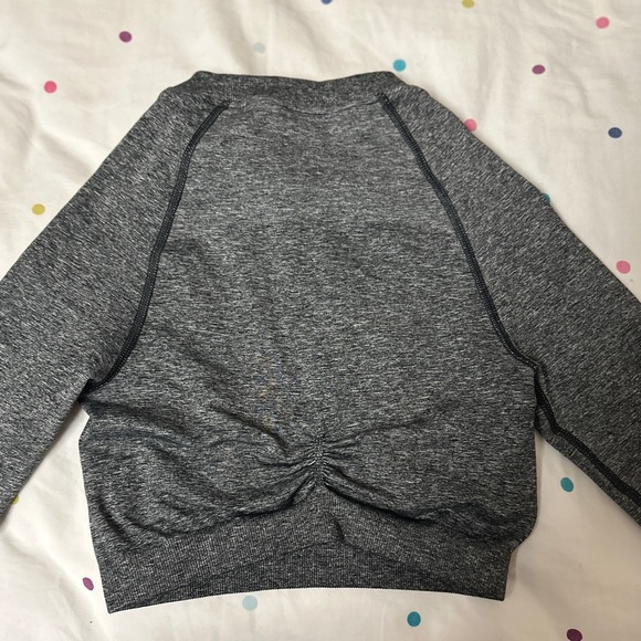 Gymshark Top - Picture 3 of 5